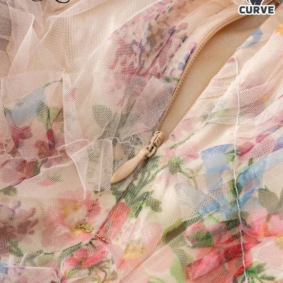 Elegant Floral Pink Dress - Picture 5 of 6